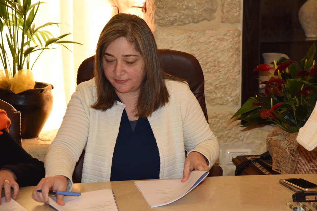 معايعة وبابون وجحا ونصار يوقعان مذكرة تفاهم بخصوص كنيسة المهد