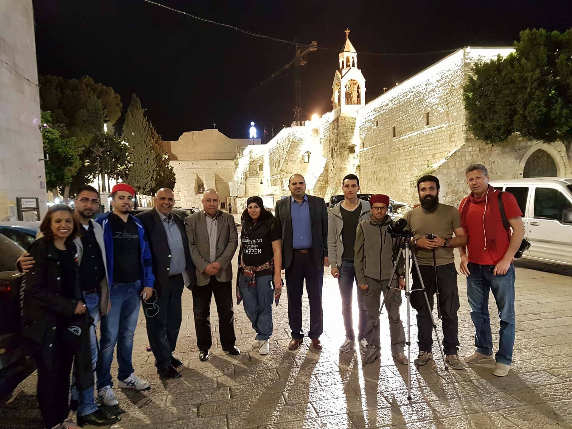 رئيس وأعضاء مجلس بلدية بيت لحم يستقبلون 6 مصورين تونسيين