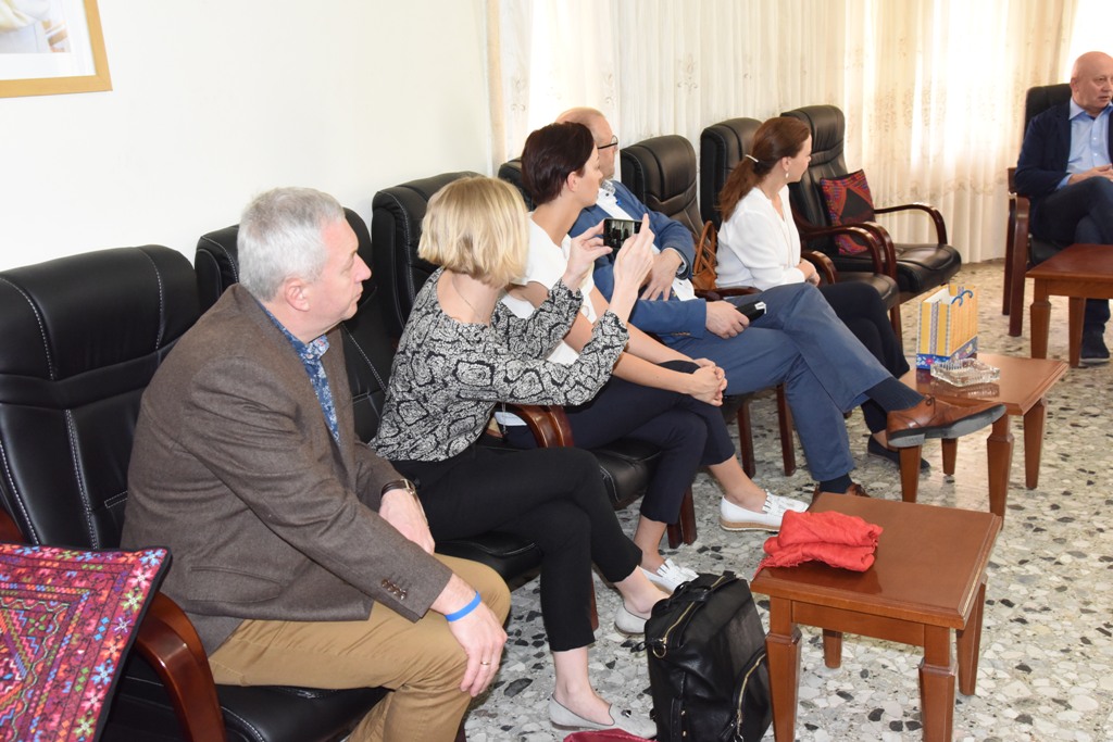  رئيسة بلدية بيت لحم تستقبل رئيس بلدية هابسالو الأستونية المتوأمة مع بيت لحم 