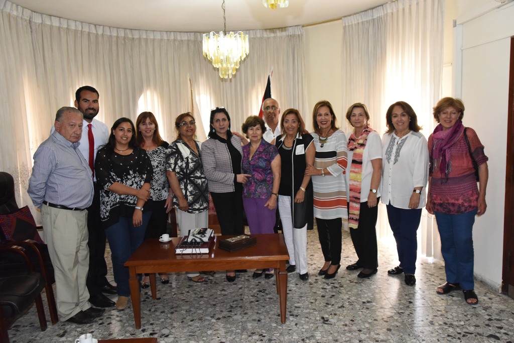 بابون تلتقي بوفد من مغتربي أبناء محافظة بيت لحم القادمين من تشلي 