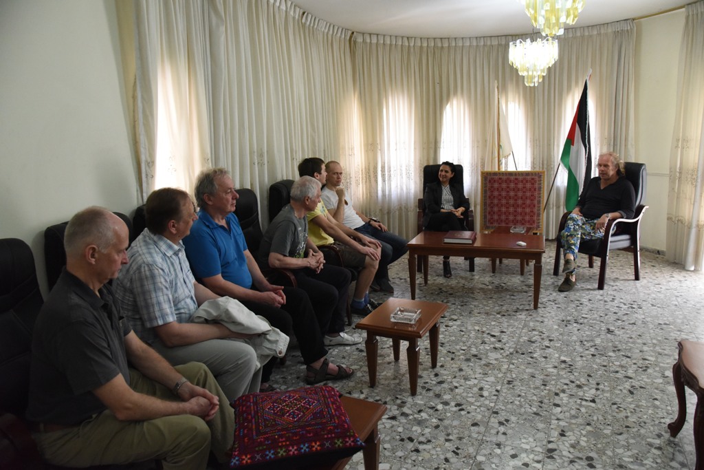 رئيسة بلدية بيت لحم تستقبل فرقة هورتوس ميوزيكوس الأستونية 