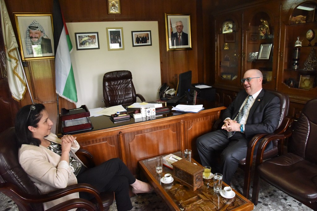 رئيسة بلدية بيت لحم تستقبل ممثل مالطا لدى فلسطين 