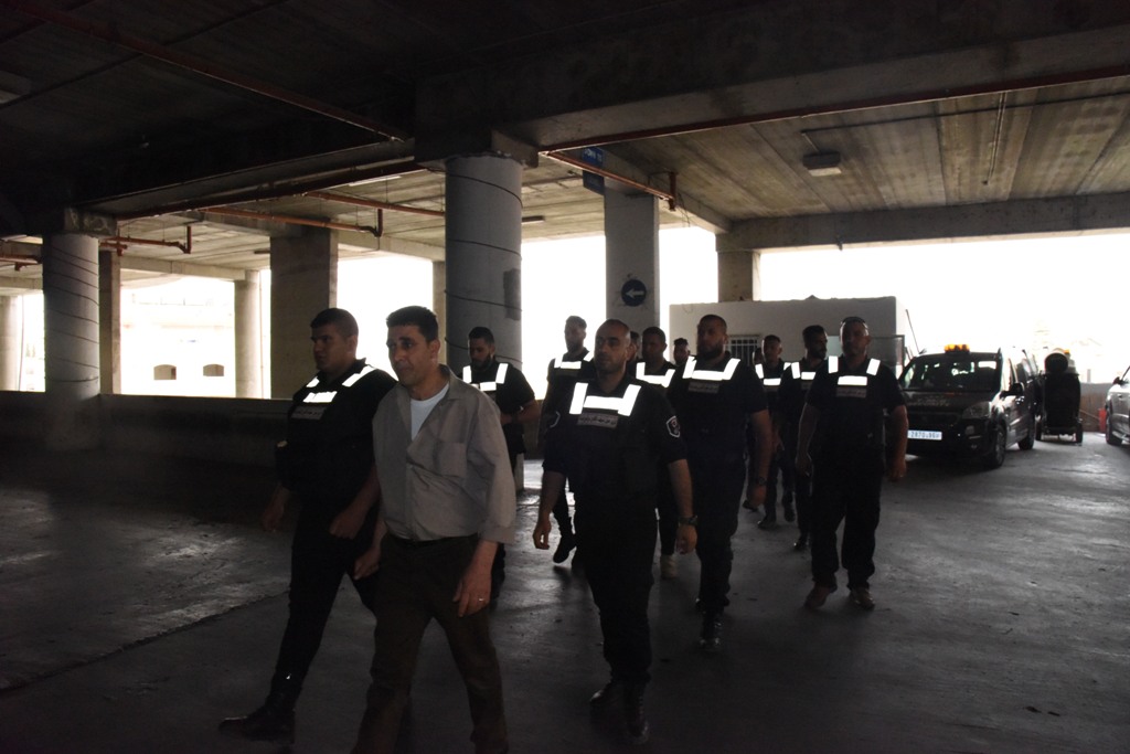 بلدية بيت لحم تستلم رسميا محطة الباصات المركزية في بيت لحم 