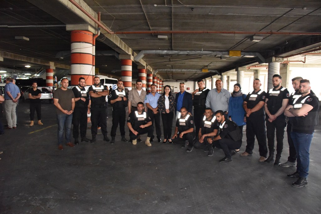 بلدية بيت لحم تستلم رسميا محطة الباصات المركزية في بيت لحم 