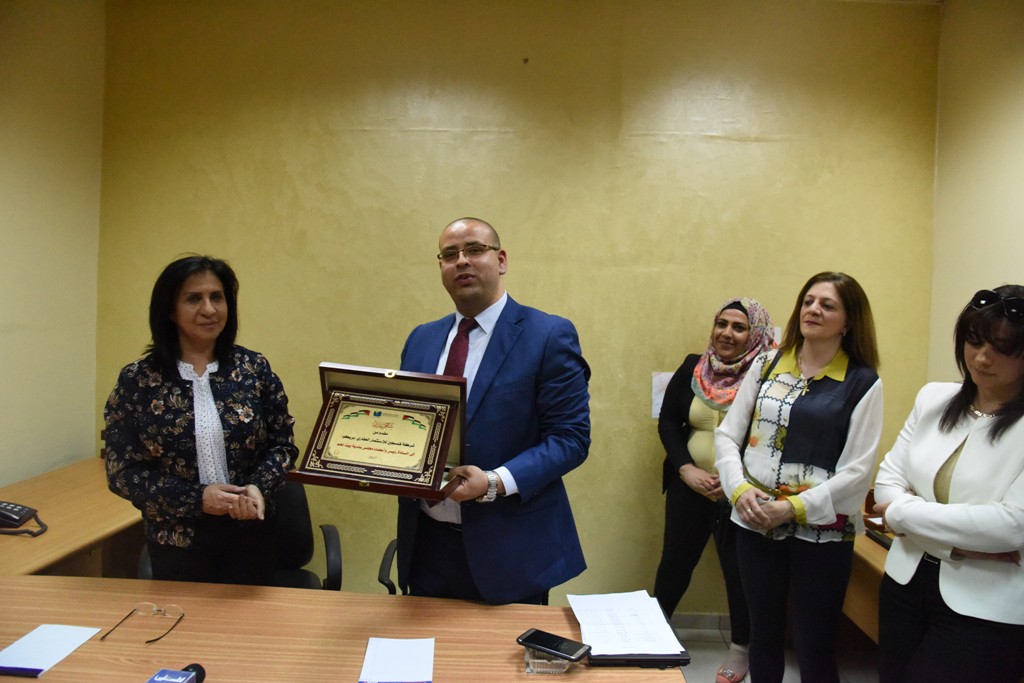 بلدية بيت لحم تستلم رسميا محطة الباصات المركزية في بيت لحم 