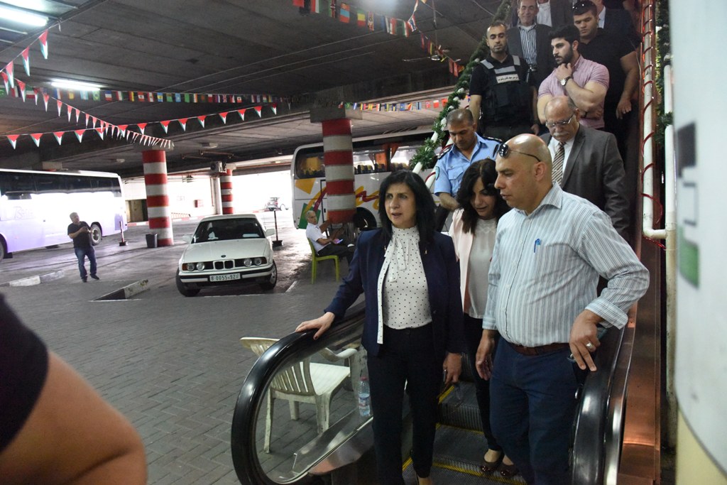 بلدية بيت لحم تنظم حفل إستلام محطة الباصات المركزية