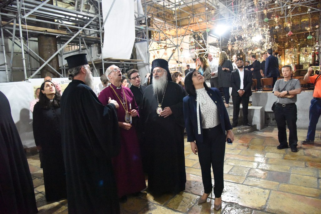 رئيسة بلدية بيت لحم تشارك في برنامج زيارة رئيس أساقفة كانتربري إلى بيت لحم 