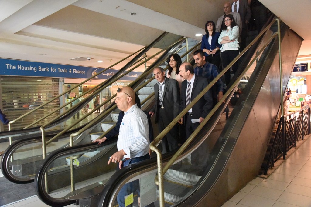 بلدية بيت لحم تنظم حفل إستلام محطة الباصات المركزية