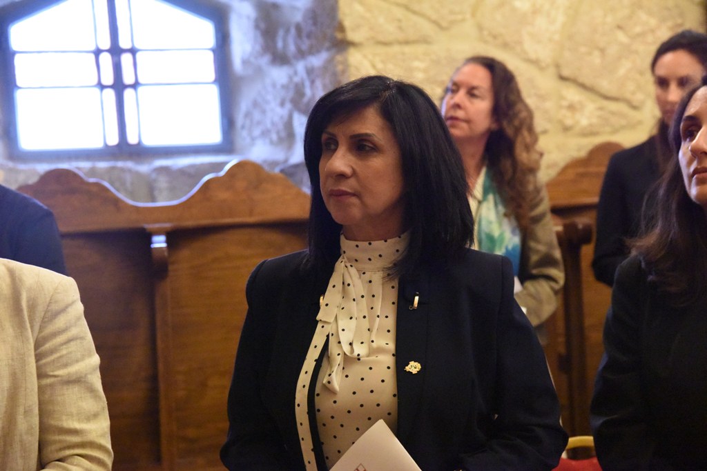 رئيسة بلدية بيت لحم تشارك في برنامج زيارة رئيس أساقفة كانتربري إلى بيت لحم 