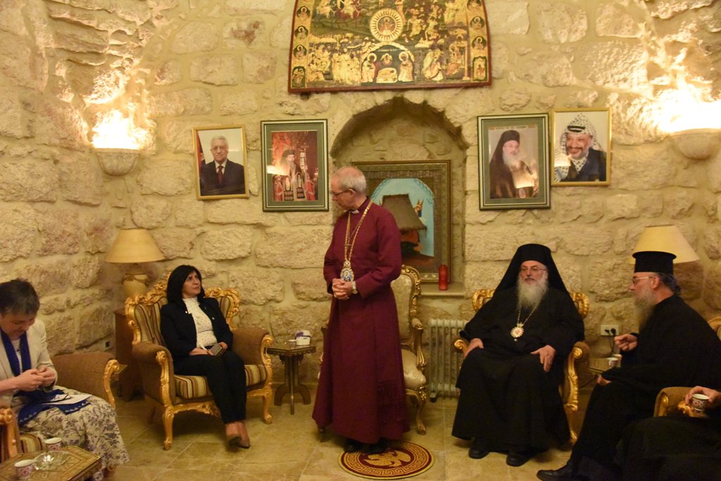 رئيسة بلدية بيت لحم تشارك في برنامج زيارة رئيس أساقفة كانتربري إلى بيت لحم 