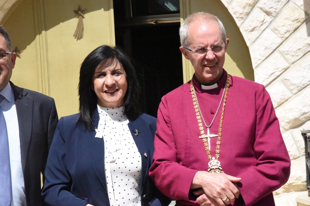 رئيسة بلدية بيت لحم تشارك في برنامج زيارة رئيس أساقفة كانتربري إلى بيت لحم 