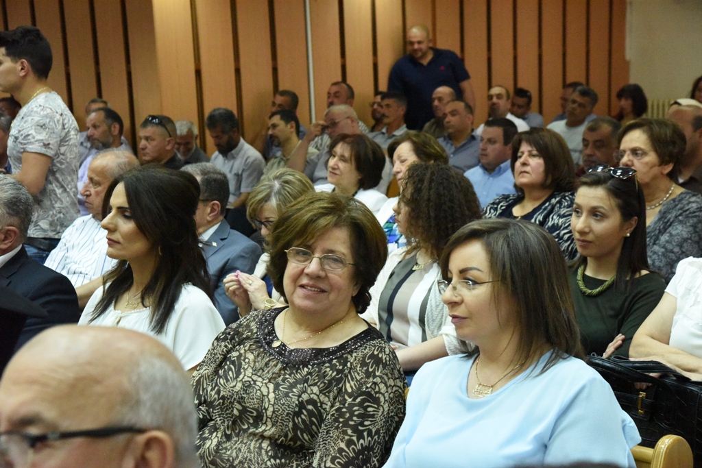 مراسم تسليم وإستلام مجلس بلدية بيت لحم في دار البلدية وسط حضور مجتمعي كبير 