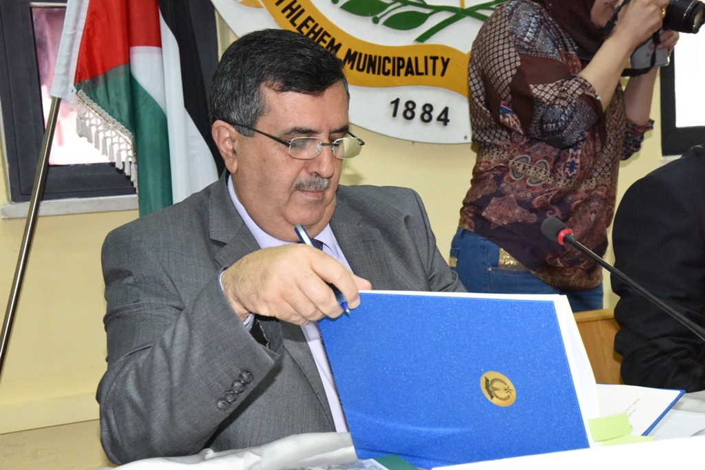مراسم تسليم وإستلام مجلس بلدية بيت لحم في دار البلدية وسط حضور مجتمعي كبير 