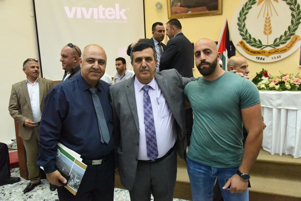 مراسم تسليم وإستلام مجلس بلدية بيت لحم في دار البلدية وسط حضور مجتمعي كبير 