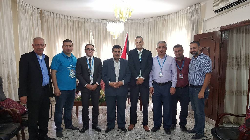 رئيس بلدية بيت لحم المحامي أنطون سلمان يستقبل عددا من الشخصيات الإعتبارية في دار البلدية والذين بدورهم قدموا التهنئة 