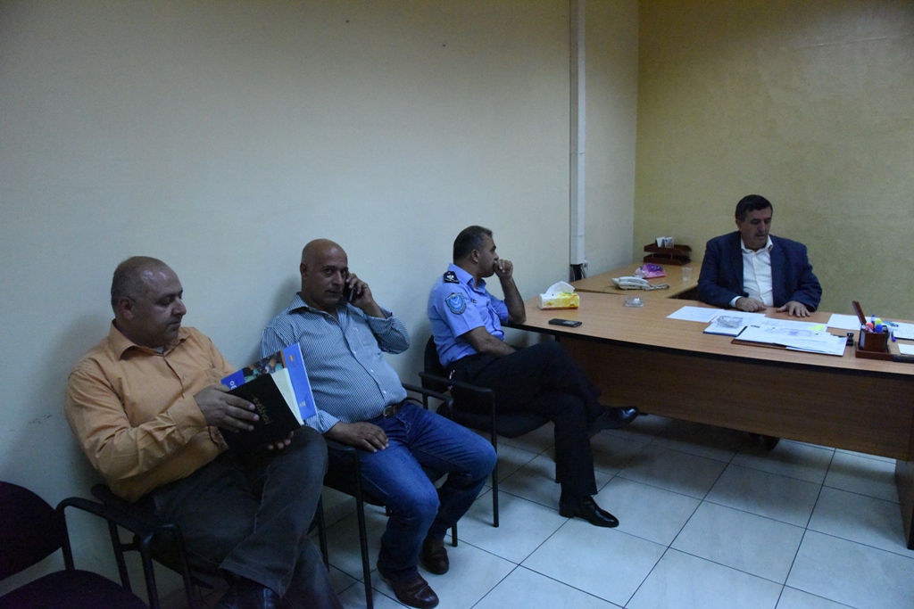 رئيس بلدية بيت لحم في جولة تفقدية لمحطة الباصات المركزية ويبدي ملاحظاته لتطويرها  ويبحث سبل حل الأزمة المرورية في المنطقة المحيطة بالمحطة