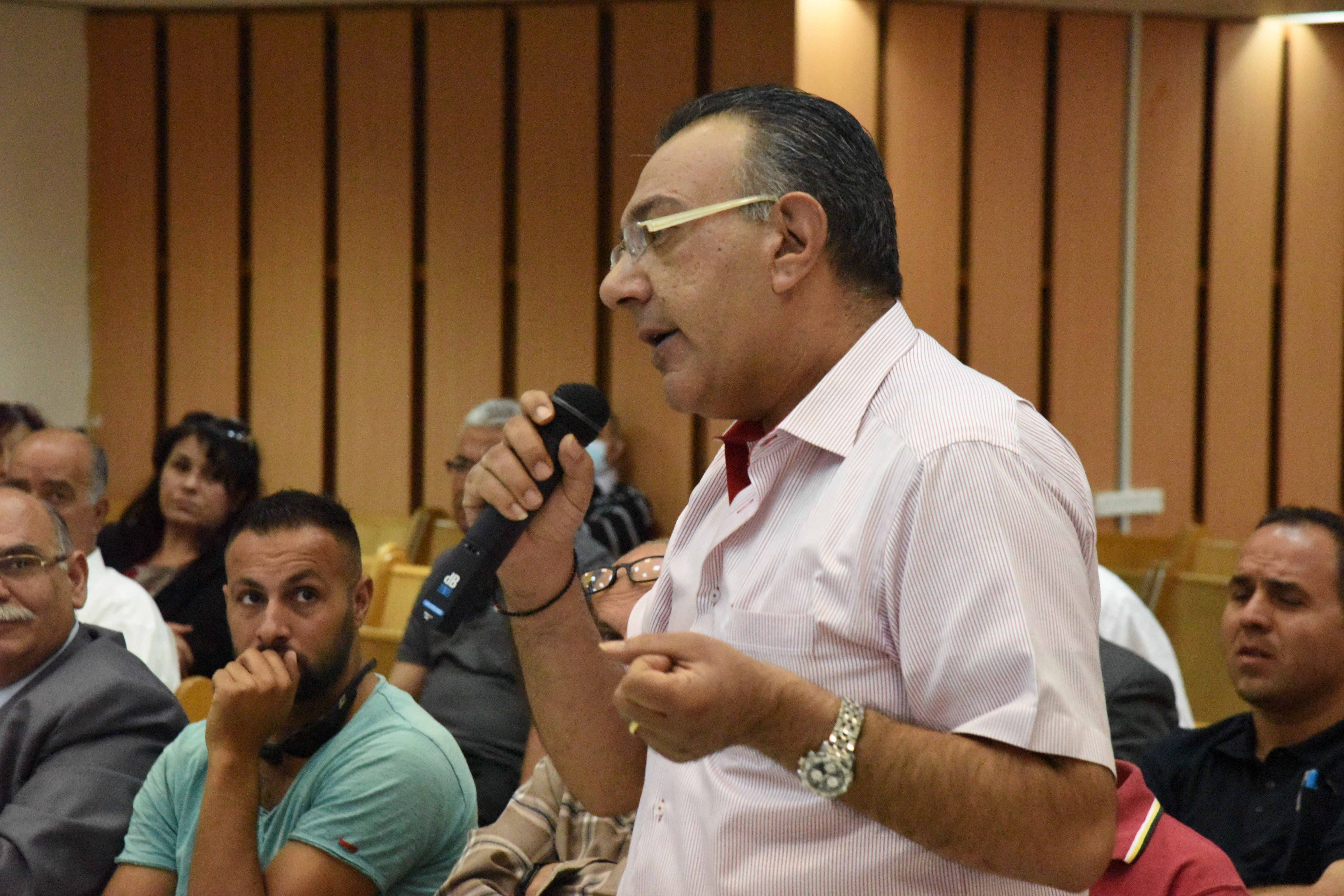 لقاء جماهيري في بلدية بيت لحم  لمناقشة موضوع الأزمة المرورية عند مفرق العين