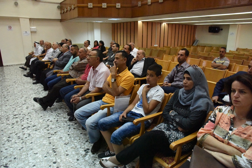 لقاء جماهيري في بلدية بيت لحم  لمناقشة موضوع الأزمة المرورية عند مفرق العين