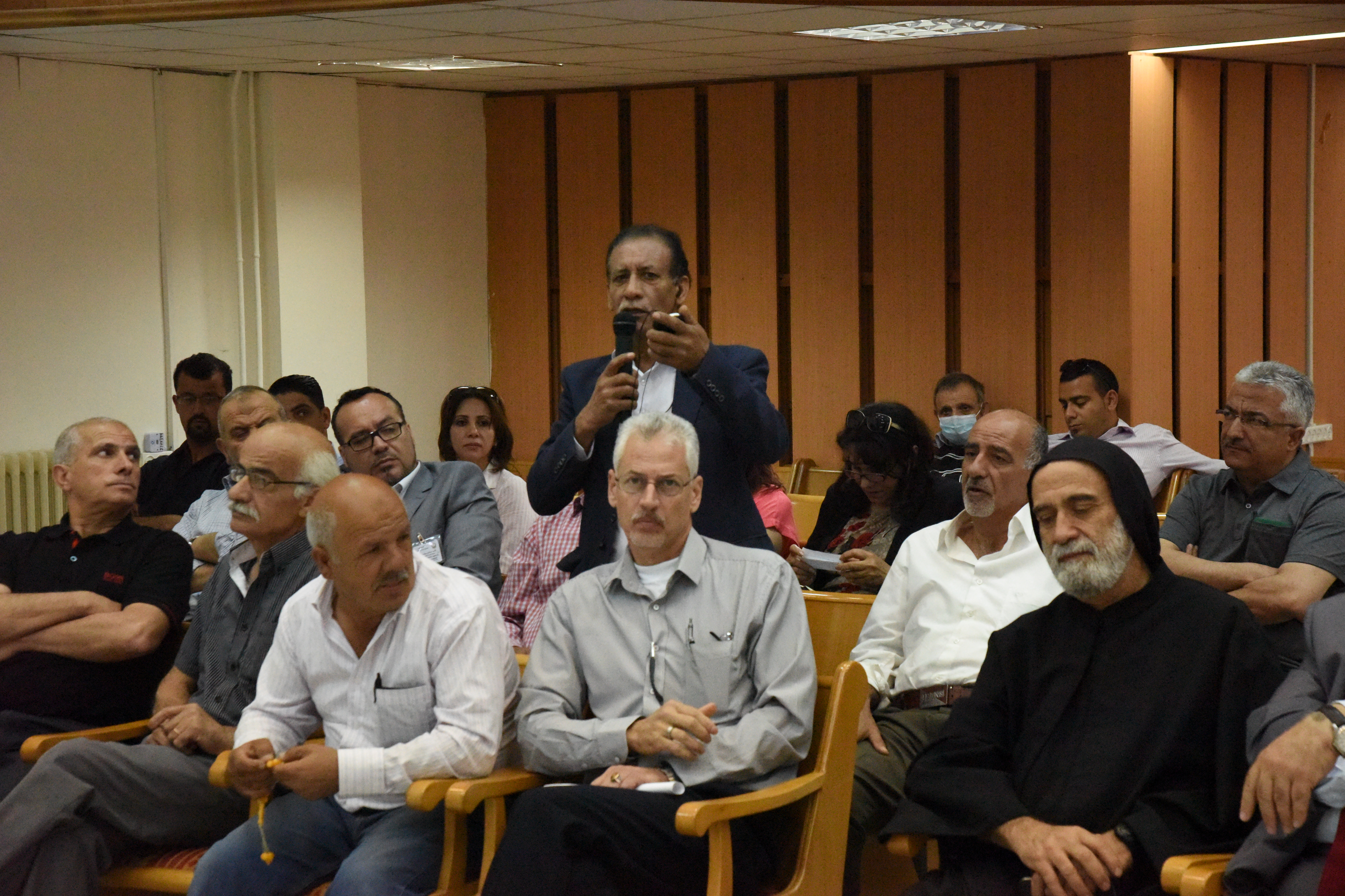 لقاء جماهيري في بلدية بيت لحم  لمناقشة موضوع الأزمة المرورية عند مفرق العين