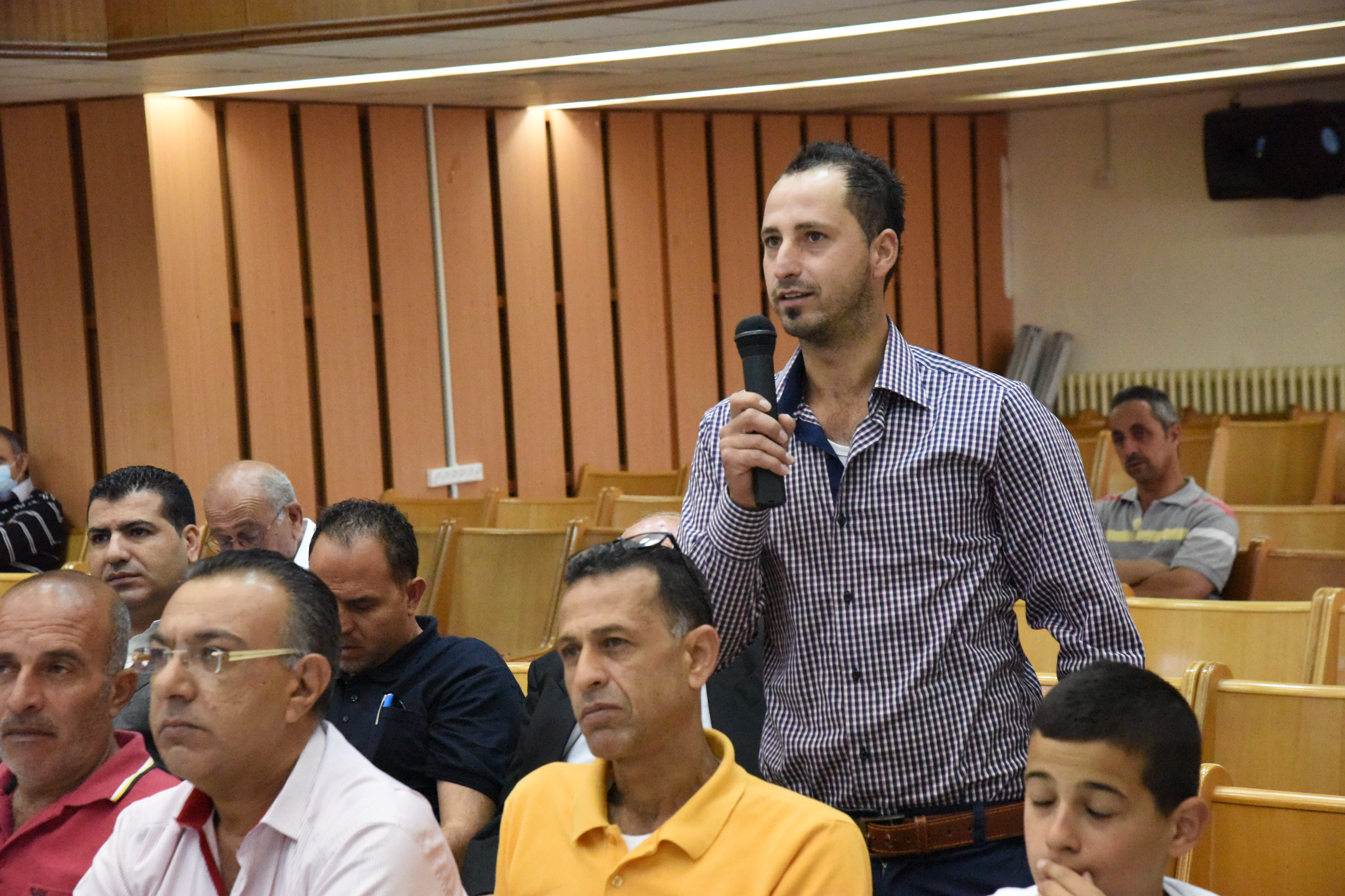 لقاء جماهيري في بلدية بيت لحم  لمناقشة موضوع الأزمة المرورية عند مفرق العين