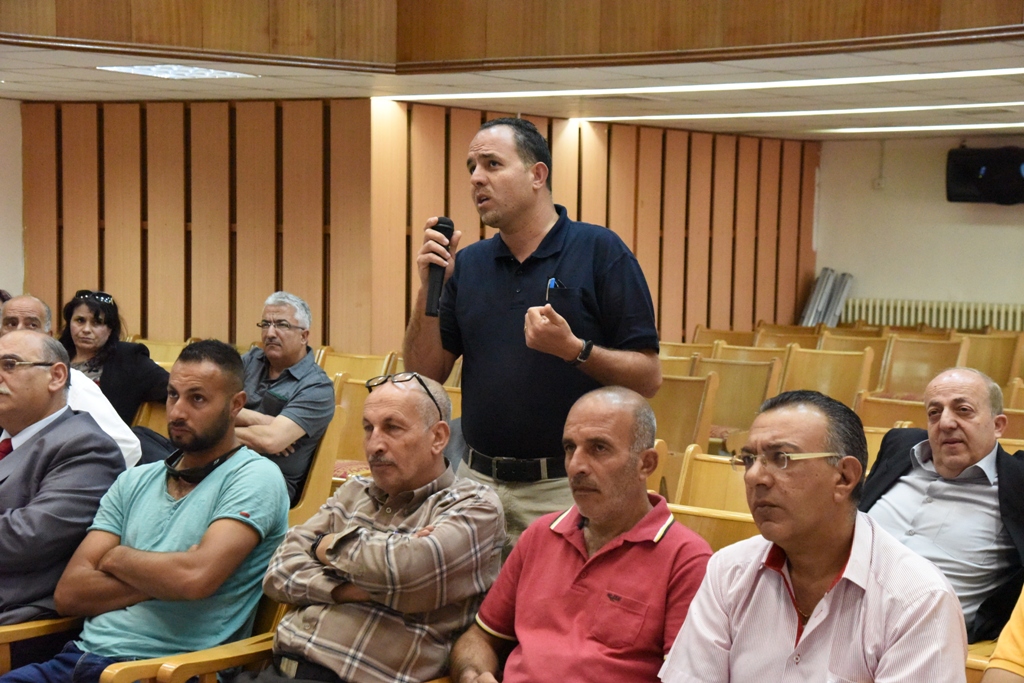 لقاء جماهيري في بلدية بيت لحم  لمناقشة موضوع الأزمة المرورية عند مفرق العين