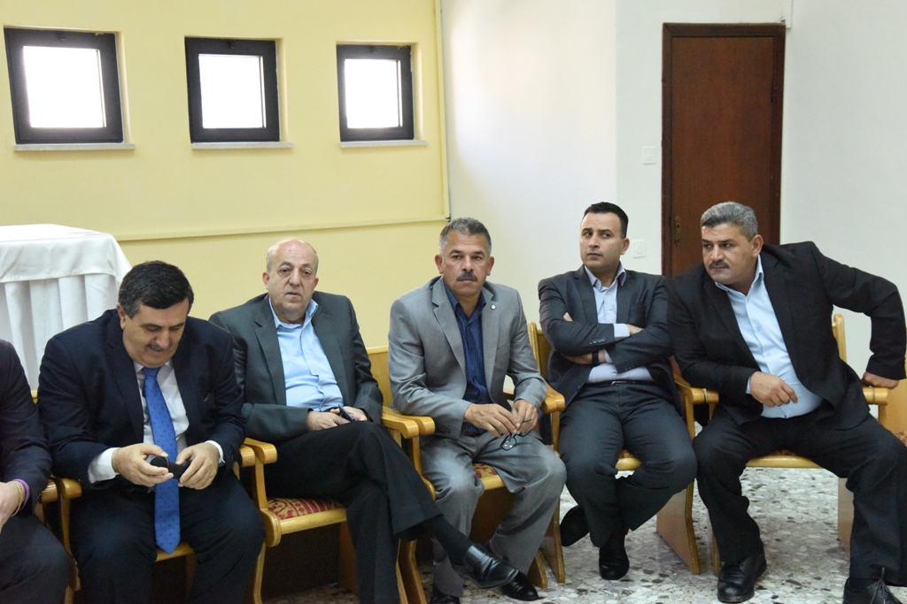 رئيس وأعضاء مجلس بلدية بيت لحم يلتقون بطاقم البلدية 