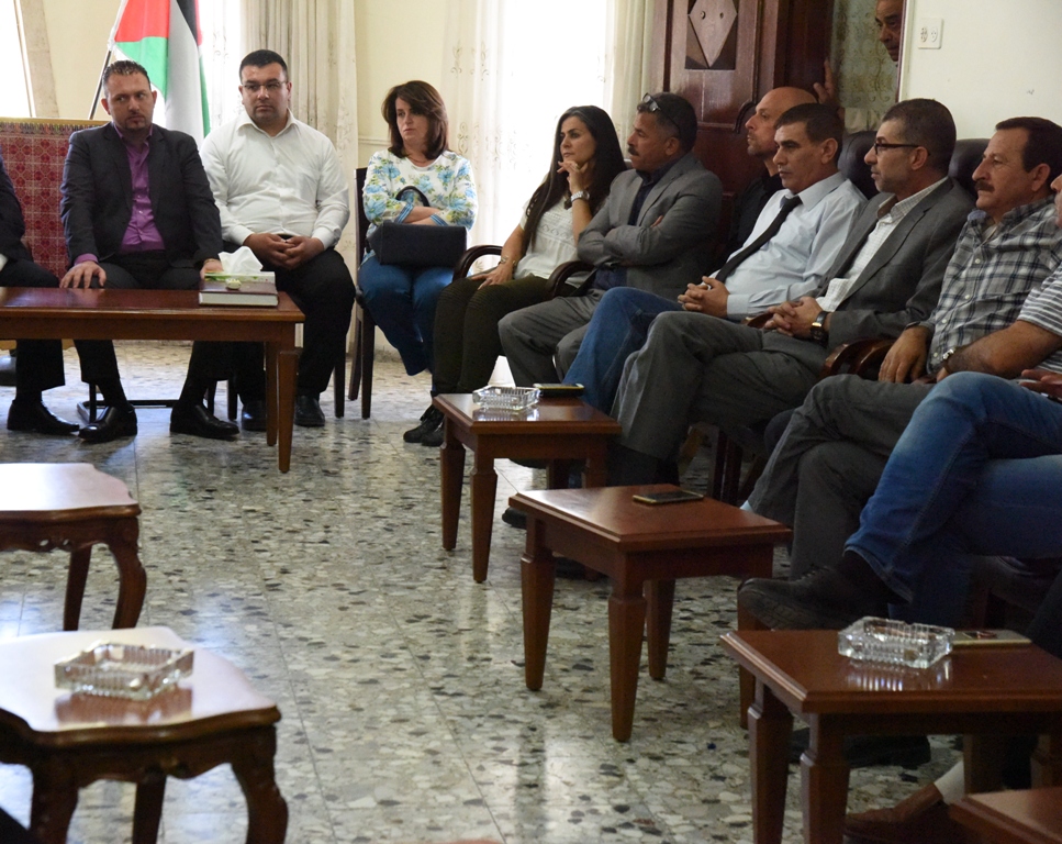  رئيس بلدية بيت لحم يبحث مع الوزير غنيم مشروع تطوير شبكة المياه