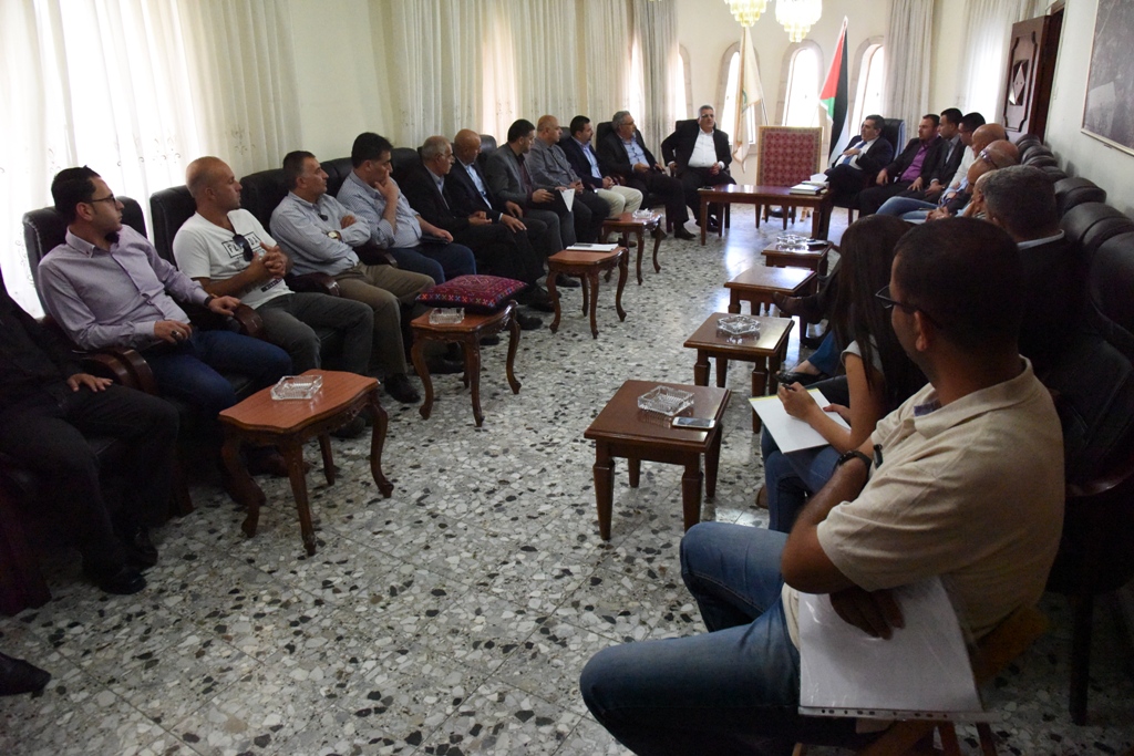  رئيس بلدية بيت لحم يبحث مع الوزير غنيم مشروع تطوير شبكة المياه