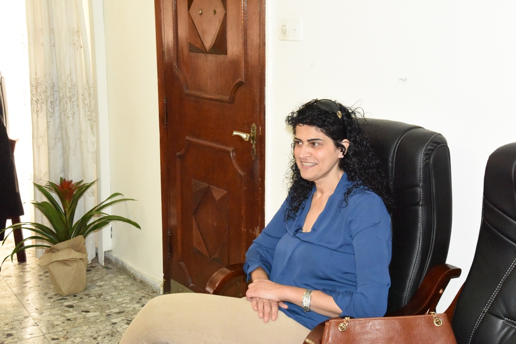 رئيس بلدية بيت لحم يستقبل وفد كايروس فلسطين الذي ضم البطريرك ميشيل صباح والمطران عطالله حنا والقس د. متري الراهب والوفد المرافق