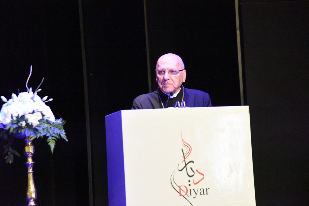 رئيس بلدية بيت لحم يشارك في قداسِ وإحتفال خدمة الشكر للقس الدكتور متري الراهب 