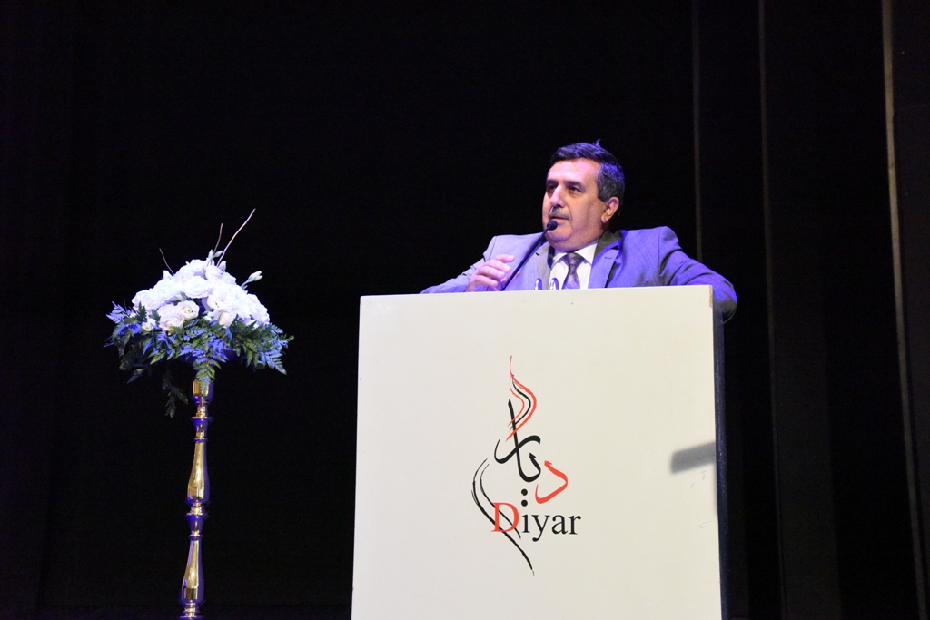 رئيس بلدية بيت لحم يشارك في قداسِ وإحتفال خدمة الشكر للقس الدكتور متري الراهب 