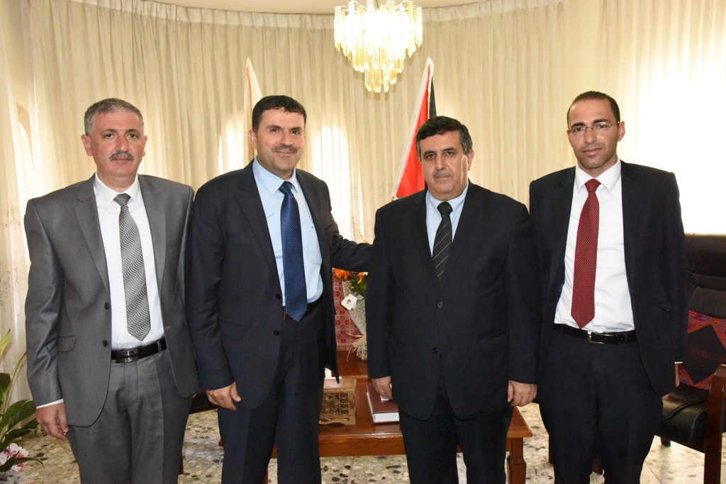 سلمان يؤكد لسفير التشيلي أهمية دعم مؤتمر المغتربين الثاني  وبيت لحم عاصمة الثقافة العربية 2020 ويلتقي رئيس بلدية العبيدية والمدير الإقليمي للبنك الأهلي الأردني ووفد الوطنية  موبايل