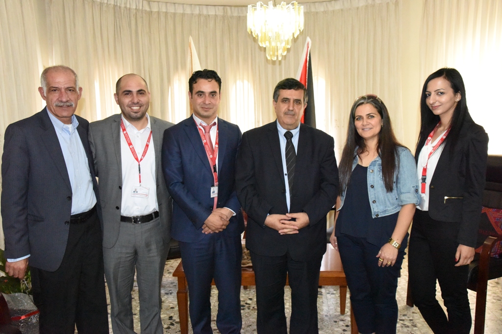 سلمان يؤكد لسفير التشيلي أهمية دعم مؤتمر المغتربين الثاني  وبيت لحم عاصمة الثقافة العربية 2020 ويلتقي رئيس بلدية العبيدية والمدير الإقليمي للبنك الأهلي الأردني ووفد الوطنية  موبايل