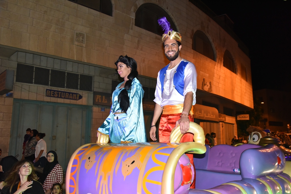 قافلة رمضان تجوب شوارع بيت لحم وتنشر الفرح في شهر الخير 