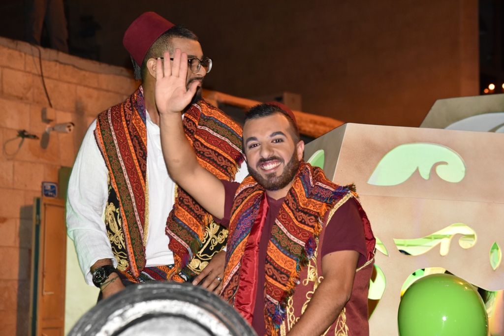 قافلة رمضان تجوب شوارع بيت لحم وتنشر الفرح في شهر الخير 