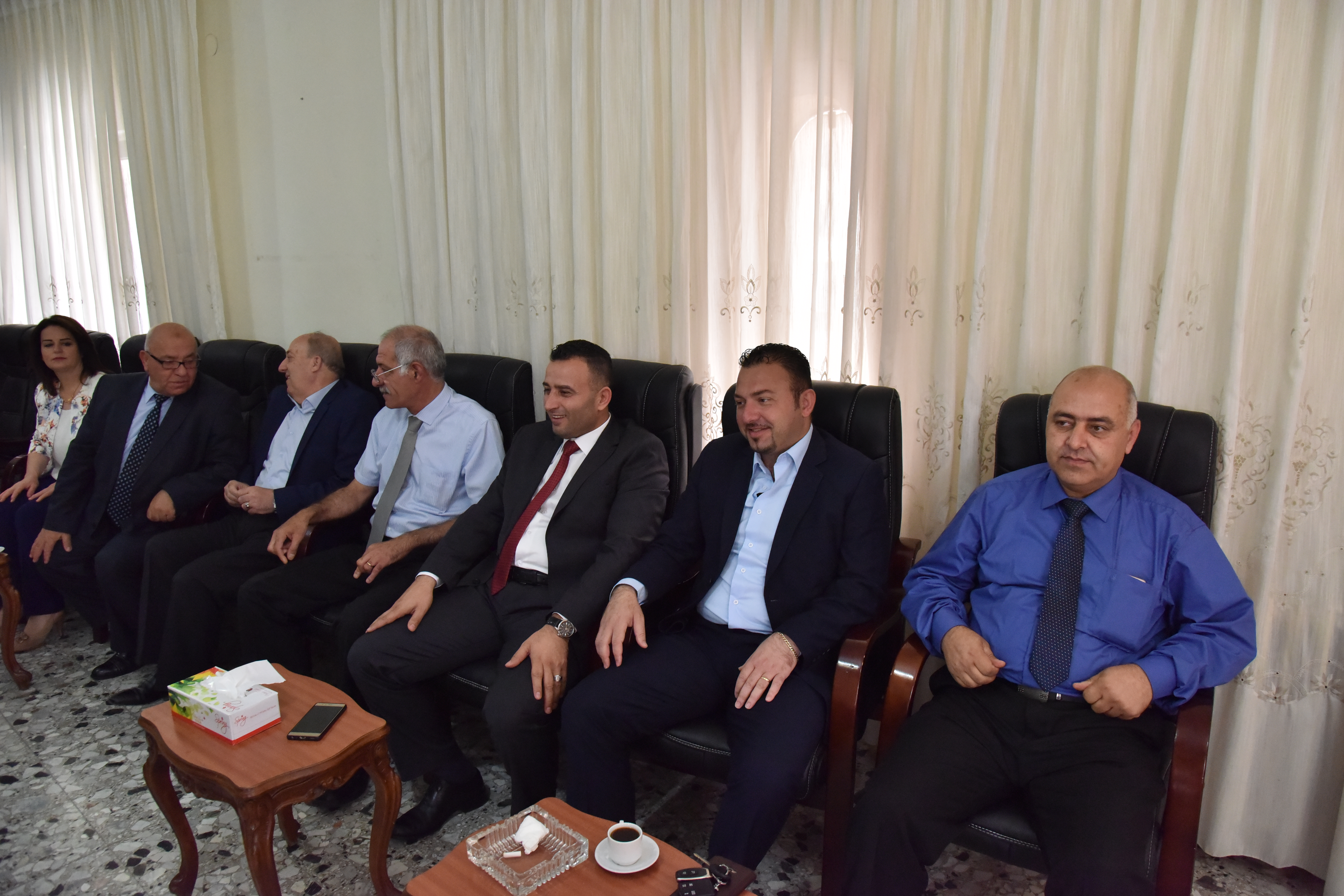 رئيس وأعضاء مجلس بلدية بيت لحم يتبادلون التهاني مع مواطني مدينة بيت لحم والضيوف بمناسبة عيد الفطر السعيد