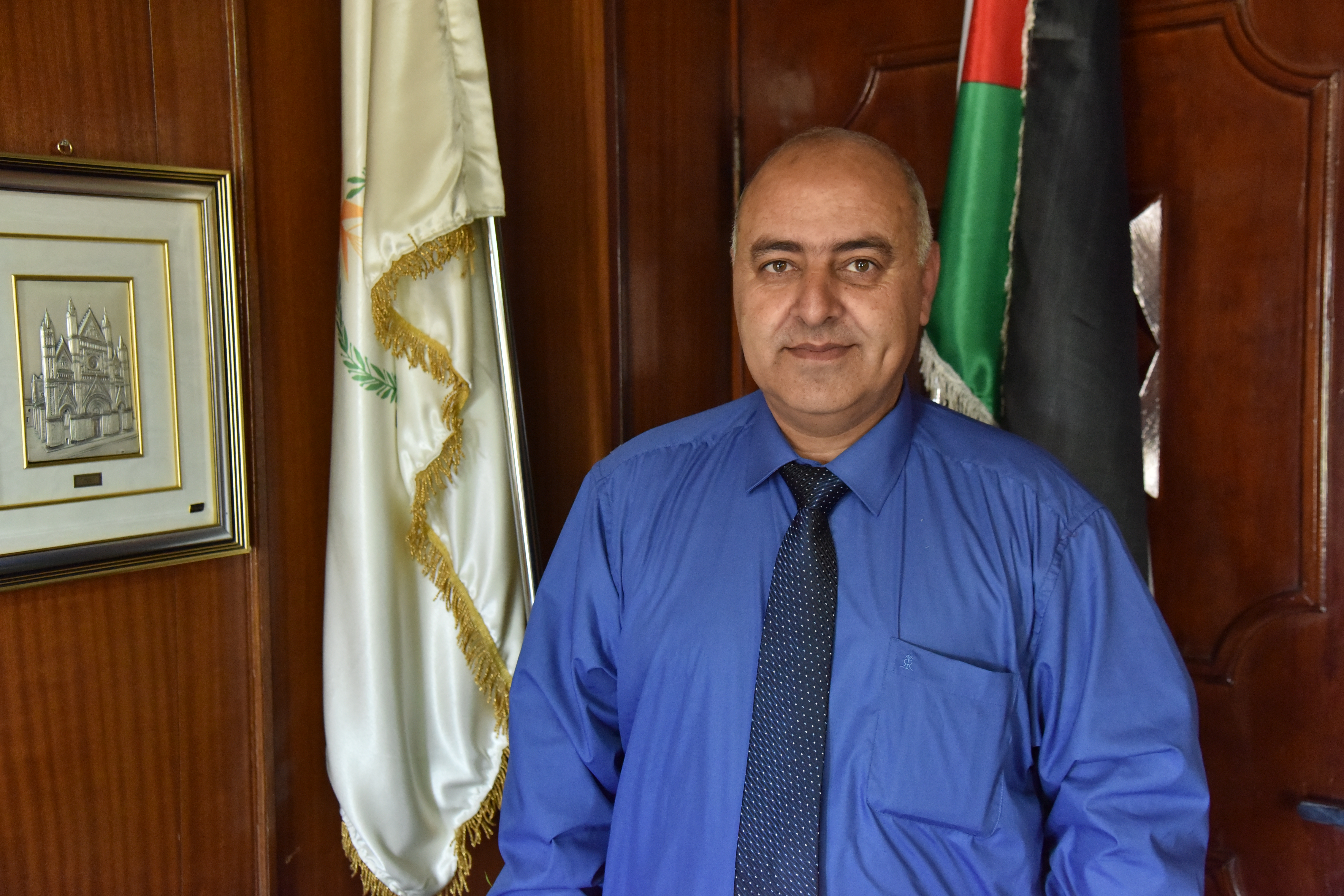 رئيس وأعضاء مجلس بلدية بيت لحم يتبادلون التهاني مع مواطني مدينة بيت لحم والضيوف بمناسبة عيد الفطر السعيد