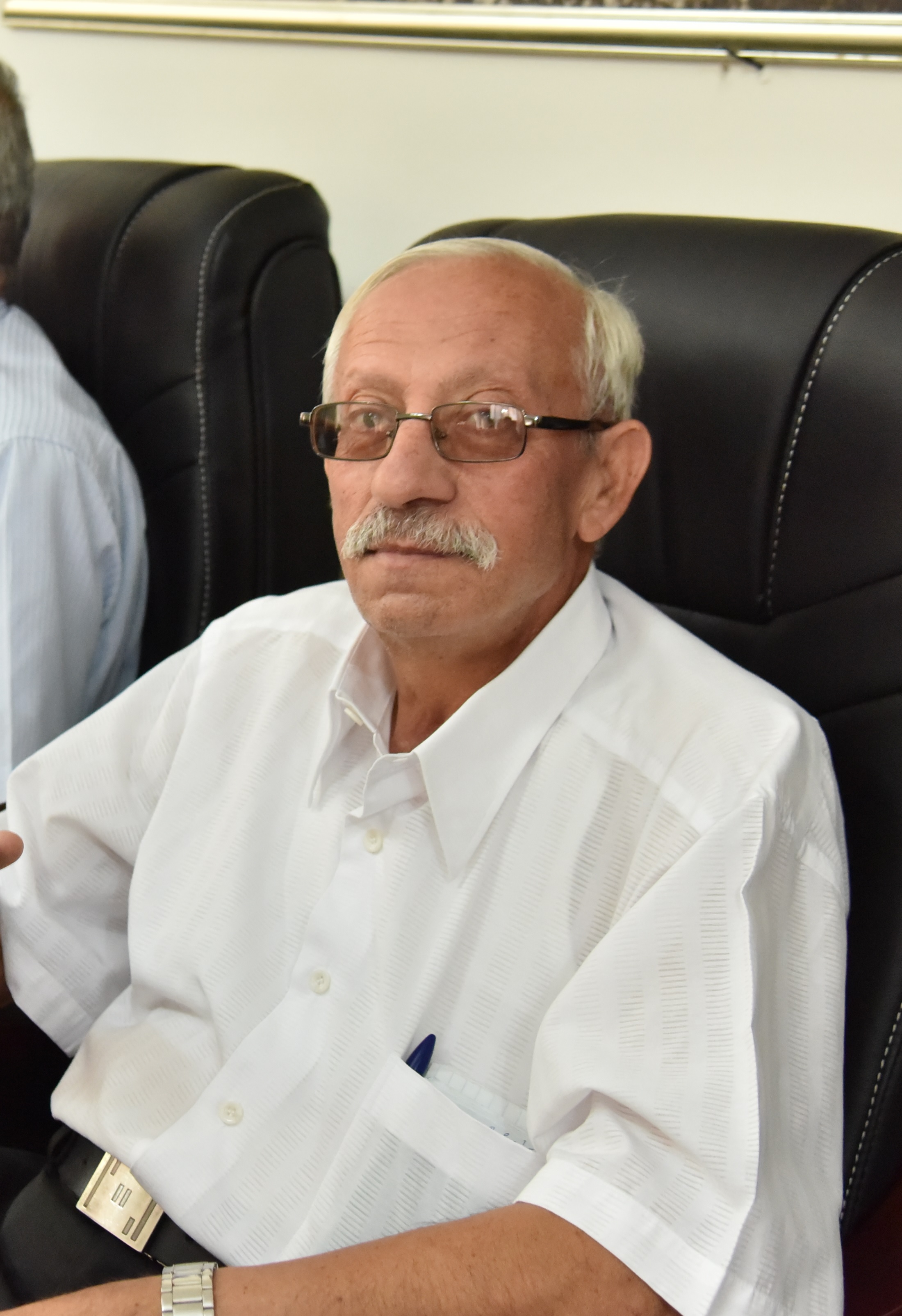 رئيس وأعضاء مجلس بلدية بيت لحم يتبادلون التهاني مع مواطني مدينة بيت لحم والضيوف بمناسبة عيد الفطر السعيد