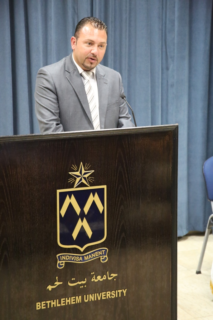 نائب رئيس البلدية يشارك في افتتاح الدورة الصيفية الخاصة بالتنمية والثقافات  في جامعة بيت لحم ويستقبل مدير شبكة التعاون والتنمية وعميد كلية إدارة الأعمال 