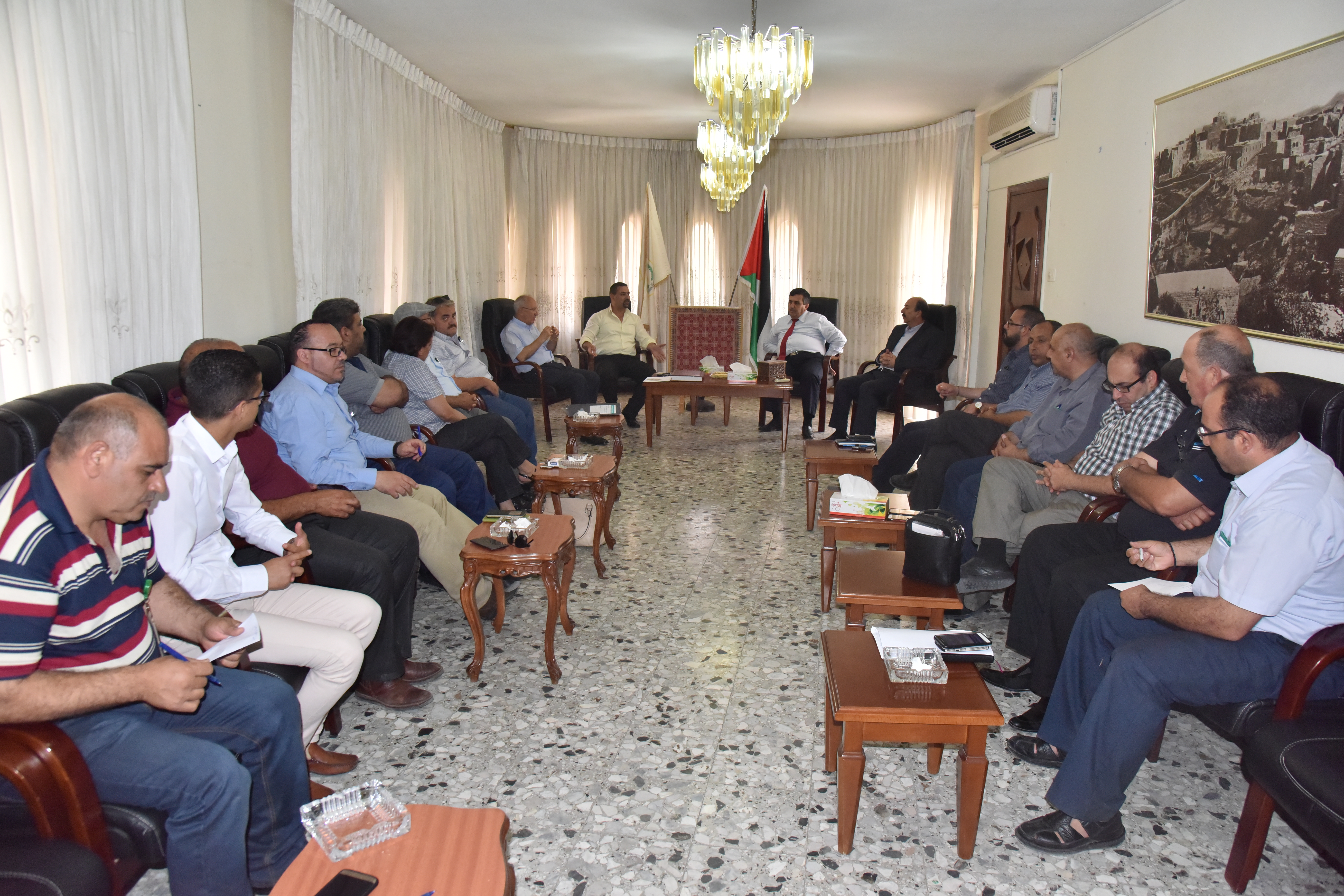 سلمان يلتقي عددا من الوفود ومقاطعة هينو توجه دعوة له للمشاركة في إحتفالات الميلاد في بلجيكا وللإحتفال  بمرور 5 أعوام على توقيع التوأمة مع تورني 