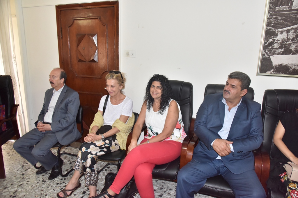 رئيس وأعضاء مجلس بلدية بيت لحم يستقبلون بطريرك الأقباط الكاثوليك في مصر والأب فلتس والوفد الإيطالي المرافق 