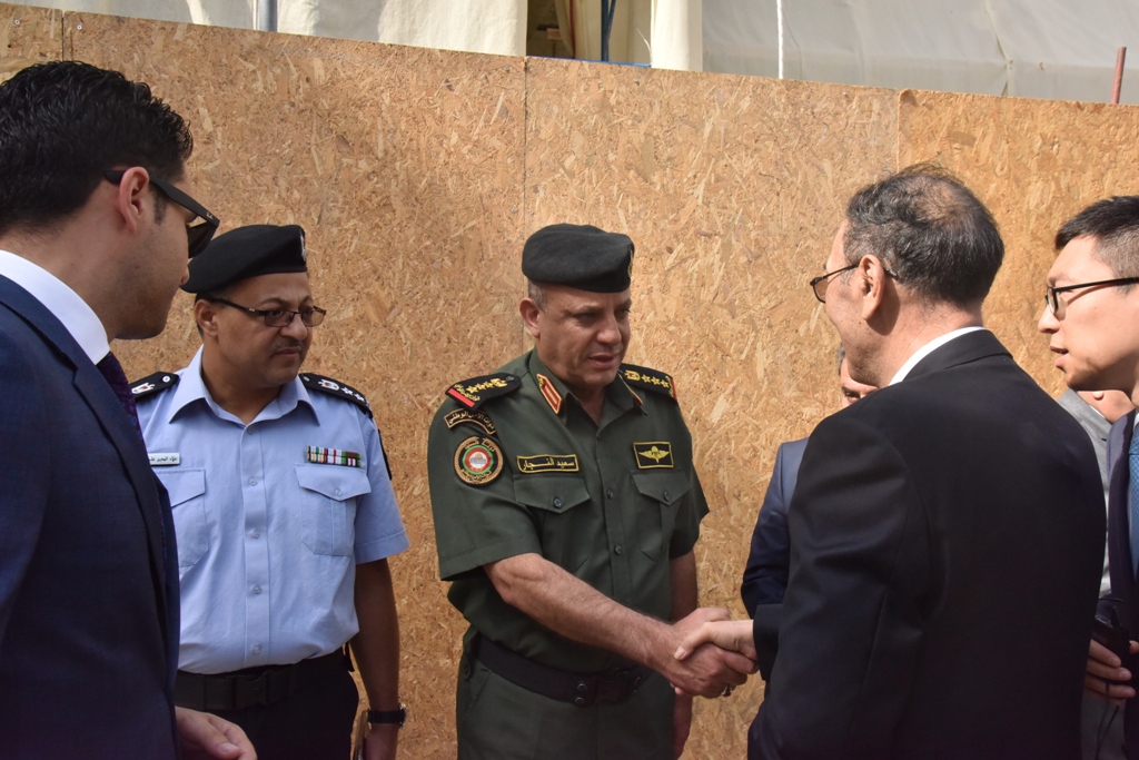 سلمان يشارك في إستقبال نائب رئيس البرلمان الصيني ويرافقه في جولته إلى كنيسة المهد ويستقبل وفدا برلمانيا مكسيكيا في دار البلدية