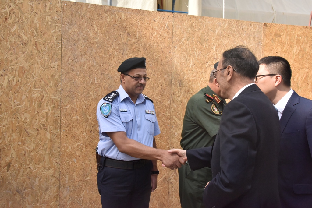 سلمان يشارك في إستقبال نائب رئيس البرلمان الصيني ويرافقه في جولته إلى كنيسة المهد ويستقبل وفدا برلمانيا مكسيكيا في دار البلدية