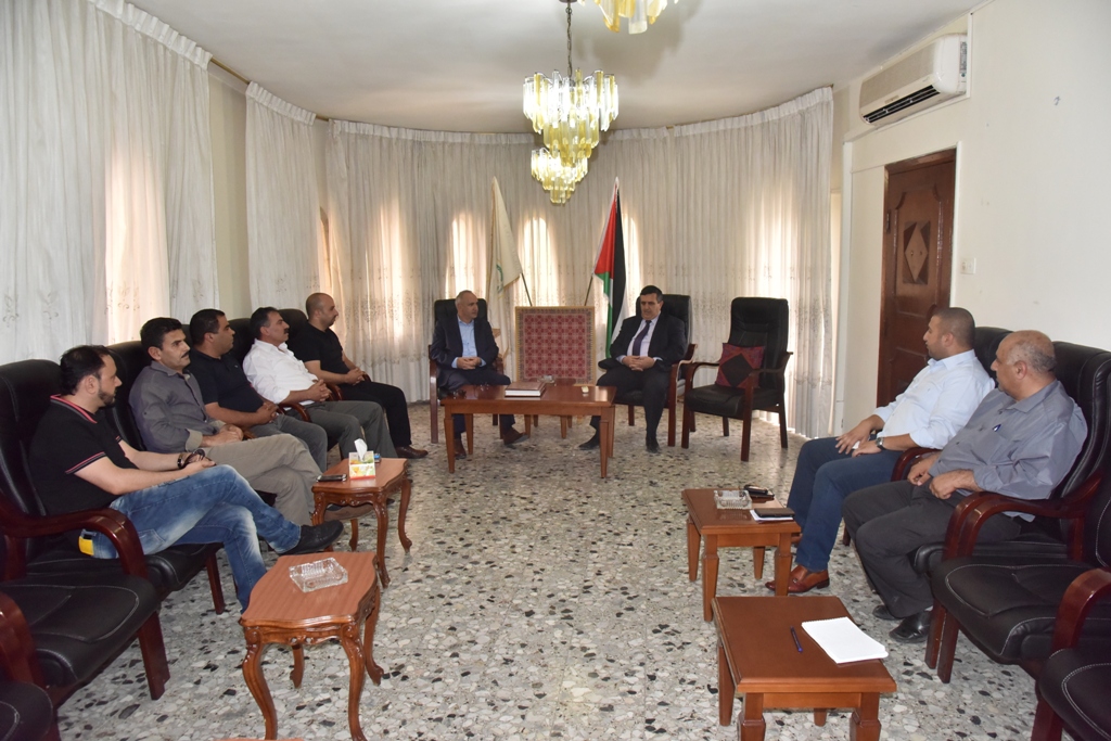  سلمان يستقبل الأمين العام للمنظمة الشرق أوسطية للسياحة ومدير جهاز المخابرات في محافظة بيت لحم ووفدا أميركيا ممثلا عن National Prayer Breakfast 