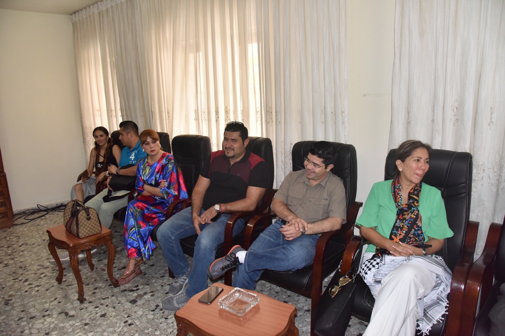 سلمان يشارك في إستقبال نائب رئيس البرلمان الصيني ويرافقه في جولته إلى كنيسة المهد ويستقبل وفدا برلمانيا مكسيكيا في دار البلدية