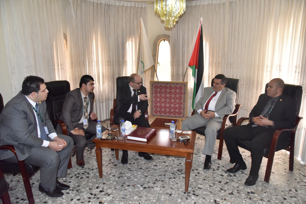 رئيس بلدية بيت لحم يستقبل وفد بنك القدس