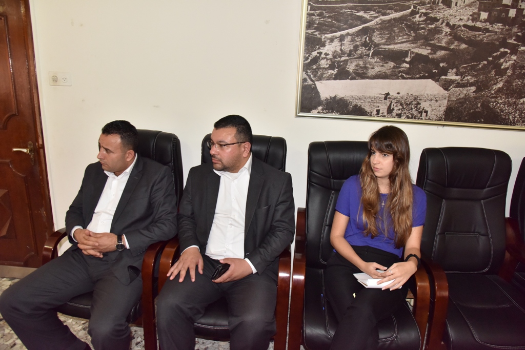 رئيس وأعضاء مجلس بلدية بيت لحم يستقبلون السفير الصيني لدى دولة فلسطين