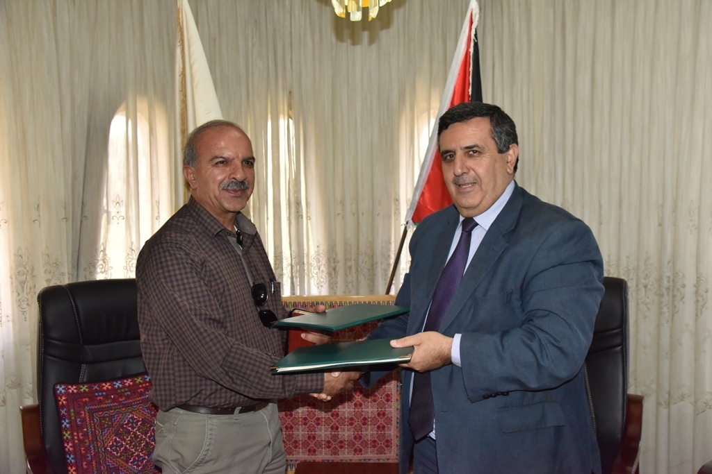 التوقيع على إتفاقية لإنشاء وإدارة وتشغيل حديقة عامة على ما تبقى من قطعة أرض بطريركية الأرمن الأرثوذكس في بيت لحم  