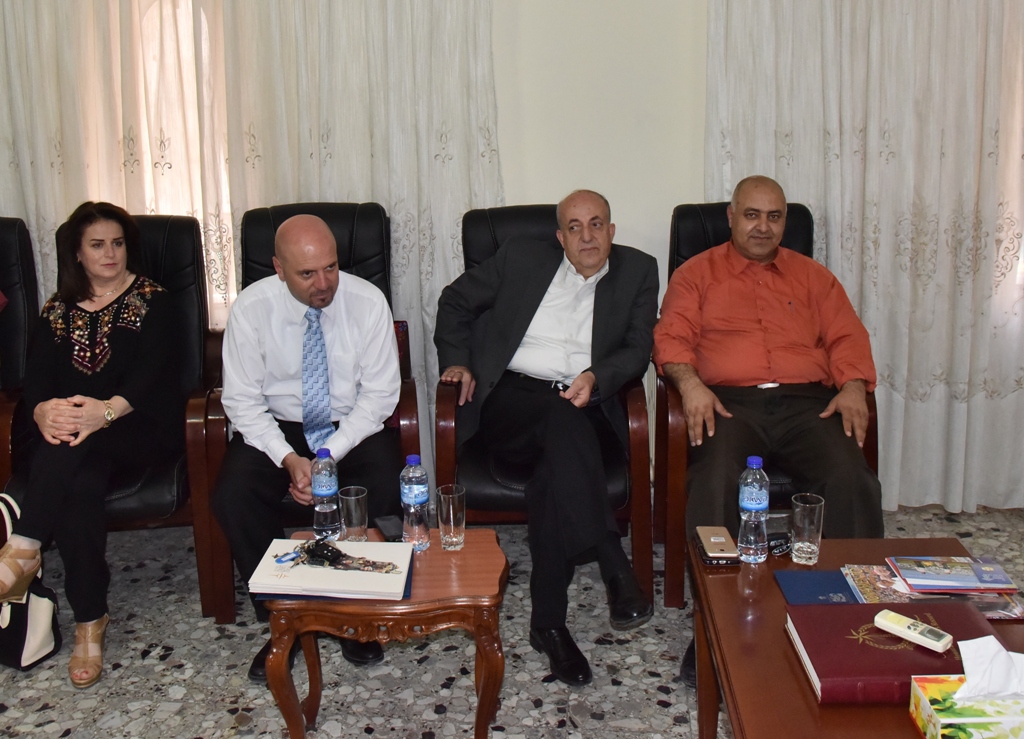 رئيس وأعضاء مجلس بلدية بيت لحم يستقبلون رئيس مؤسسة الفاتيكان والوفد المرافق 