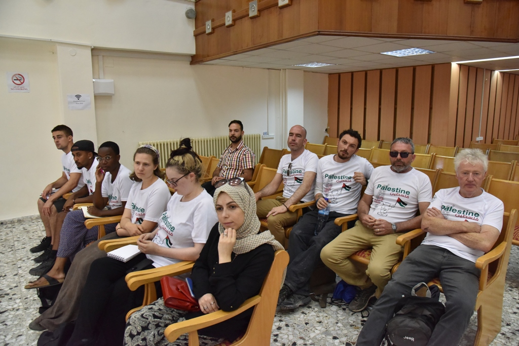 سلمان يتحدث عن تحديات بيت لحم أمام وفد المخيم الصيفي 16 للتضامن مع الشعب الفلسطيني